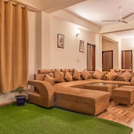 Pine Villa Касаулі Екстер'єр фото