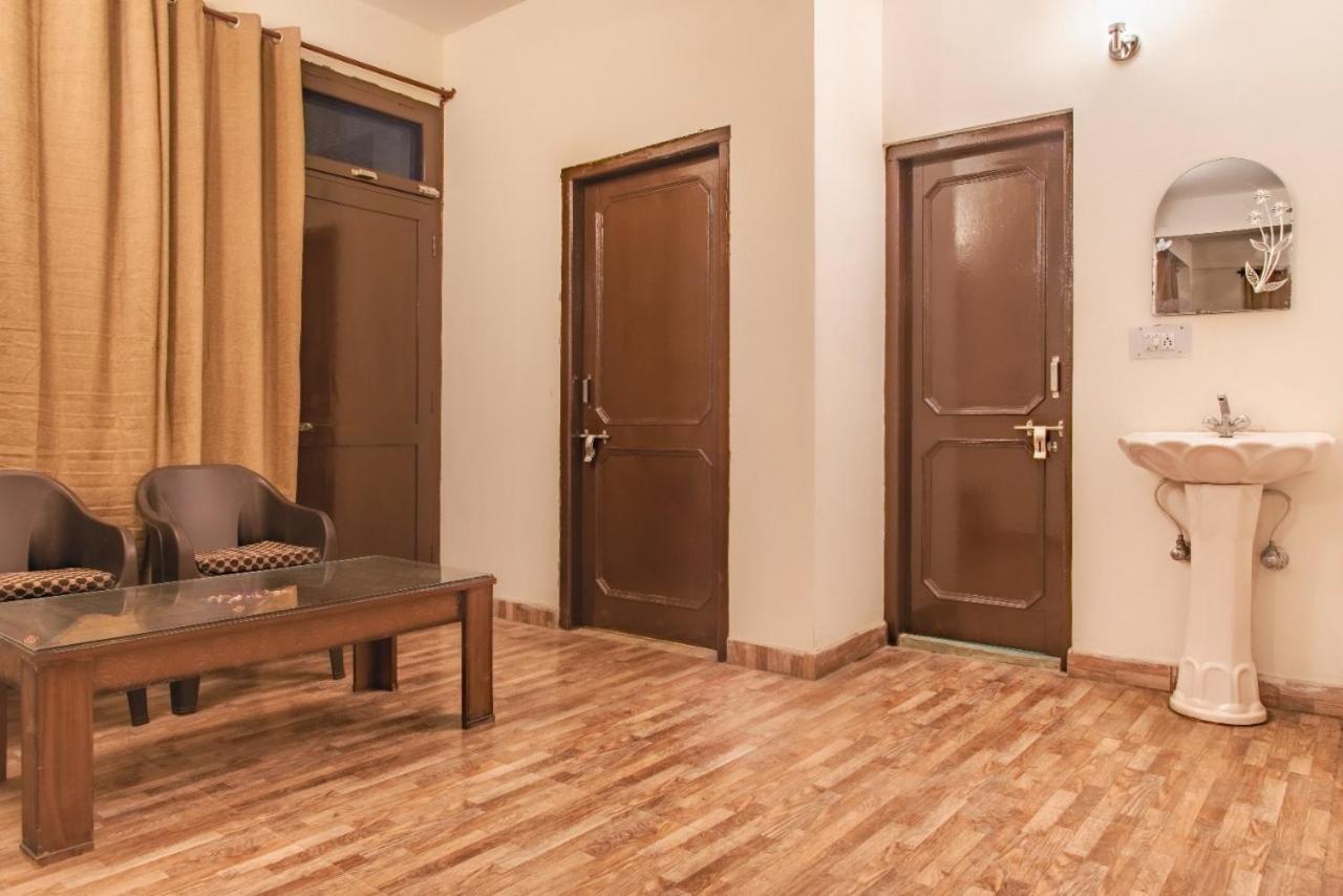 Pine Villa Касаулі Екстер'єр фото